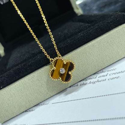 ¡®lume Jewelry¡¯CLOVER 15MM DIAMOND AND YELLOW TIGER'S EYE AGATE necklace