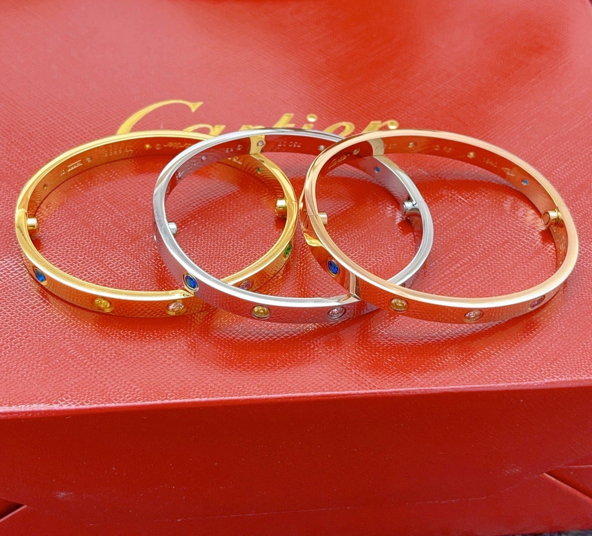 [lume Jewelry]2026 RAINBOW LOVE BRACELET 6.1MM  10 DIAMONDS