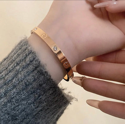 [lume Jewelry]2026 RAINBOW LOVE BRACELET 6.1MM  10 DIAMONDS