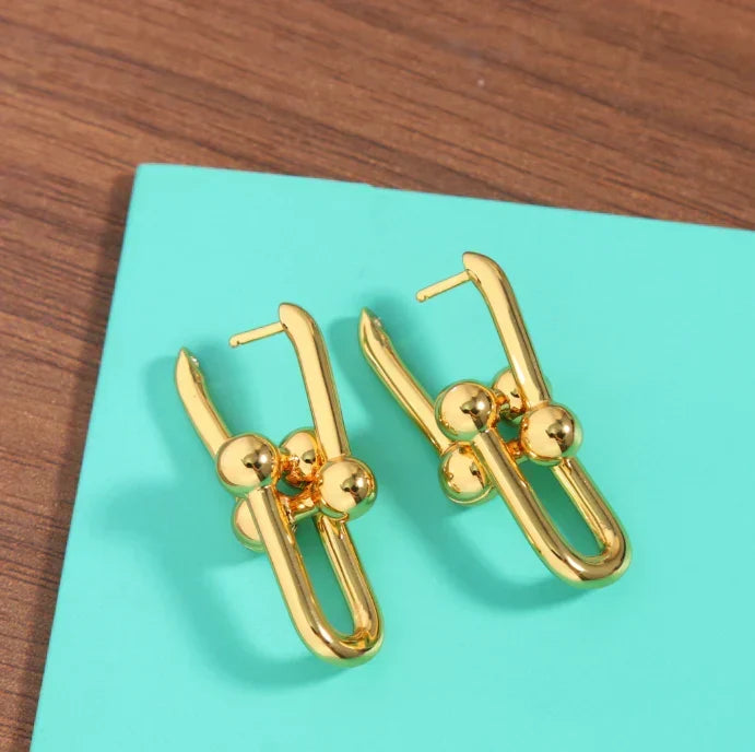 [lume Jewelry]TF HORSESHOE BUCKLE EARRINGS