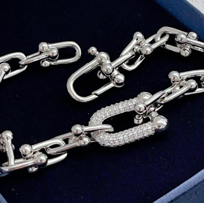 [lume Jewelry] TF HORSESHOE BUCKLE DIAMOND BRACELET