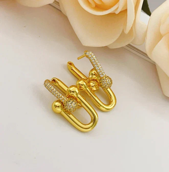 [lume Jewelry]TF HORSESHOE BUCKLE DIAMOND EARRINGS