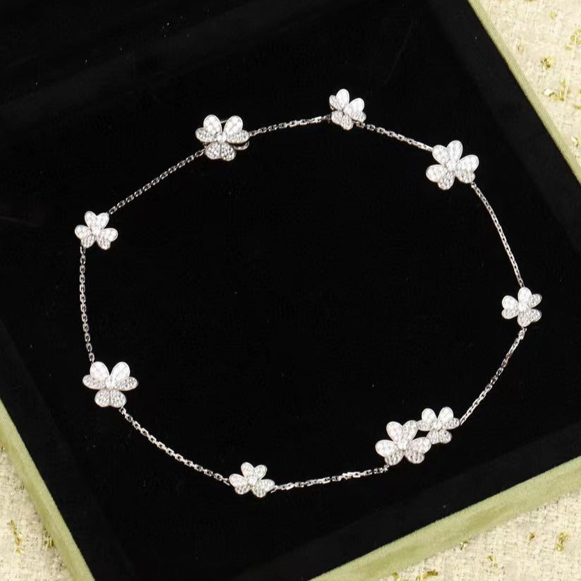 ¡®lume Jewelry¡¯FRIVOLE SILVER 9 FLOWERS NECKLACE
