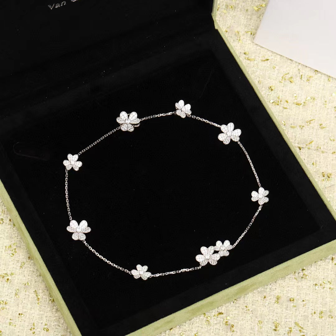 ¡®lume Jewelry¡¯FRIVOLE SILVER 9 FLOWERS NECKLACE