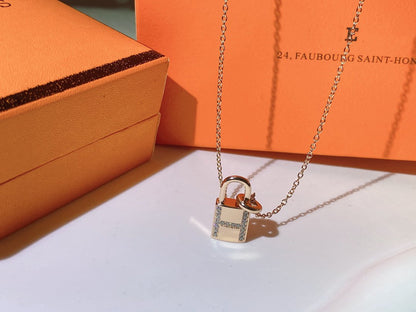 ¡®lume Jewelry¡¯HM ADVANCED NICHE LOCK HEAD NECKLACE DIAMONDS