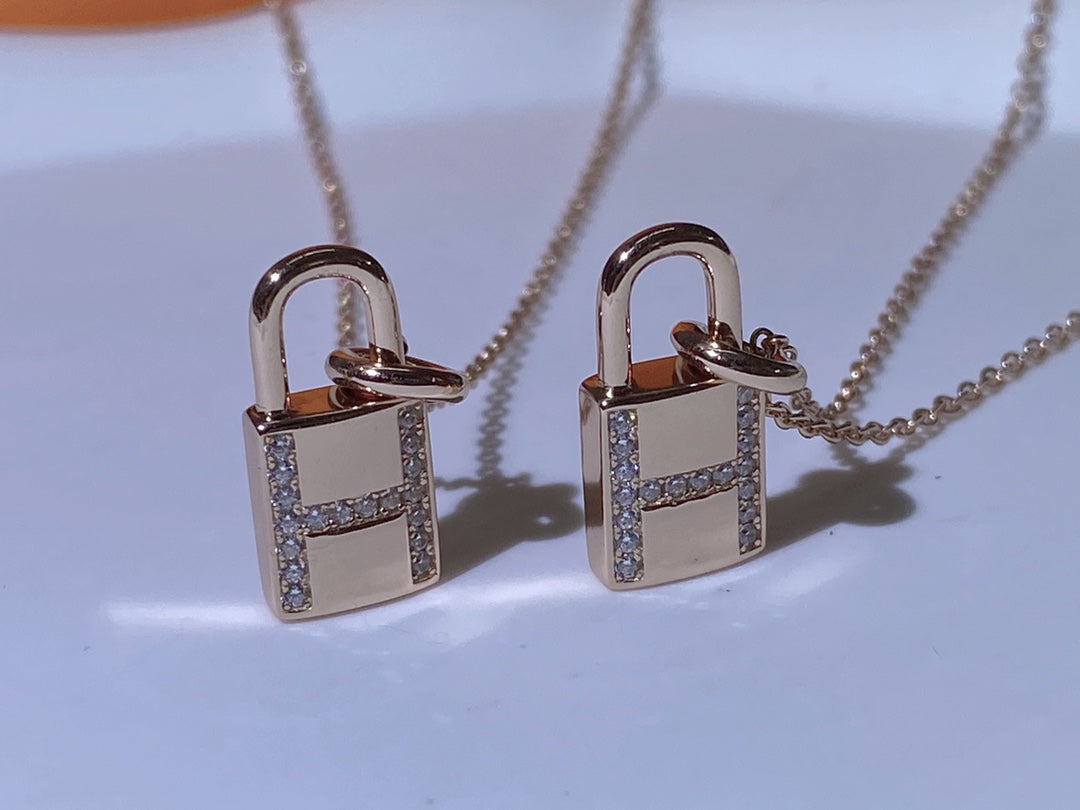 ¡®lume Jewelry¡¯HM ADVANCED NICHE LOCK HEAD NECKLACE DIAMONDS
