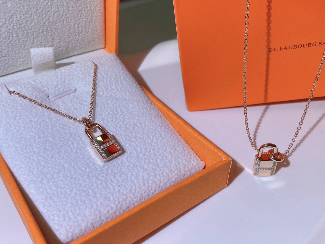 ¡®lume Jewelry¡¯HM ADVANCED NICHE LOCK HEAD NECKLACE DIAMONDS
