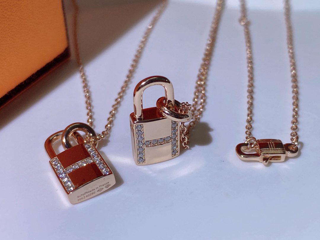 ¡®lume Jewelry¡¯HM ADVANCED NICHE LOCK HEAD NECKLACE DIAMONDS