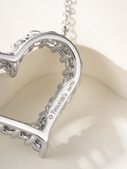 [lume Jewelry]T Family Heart Necklace