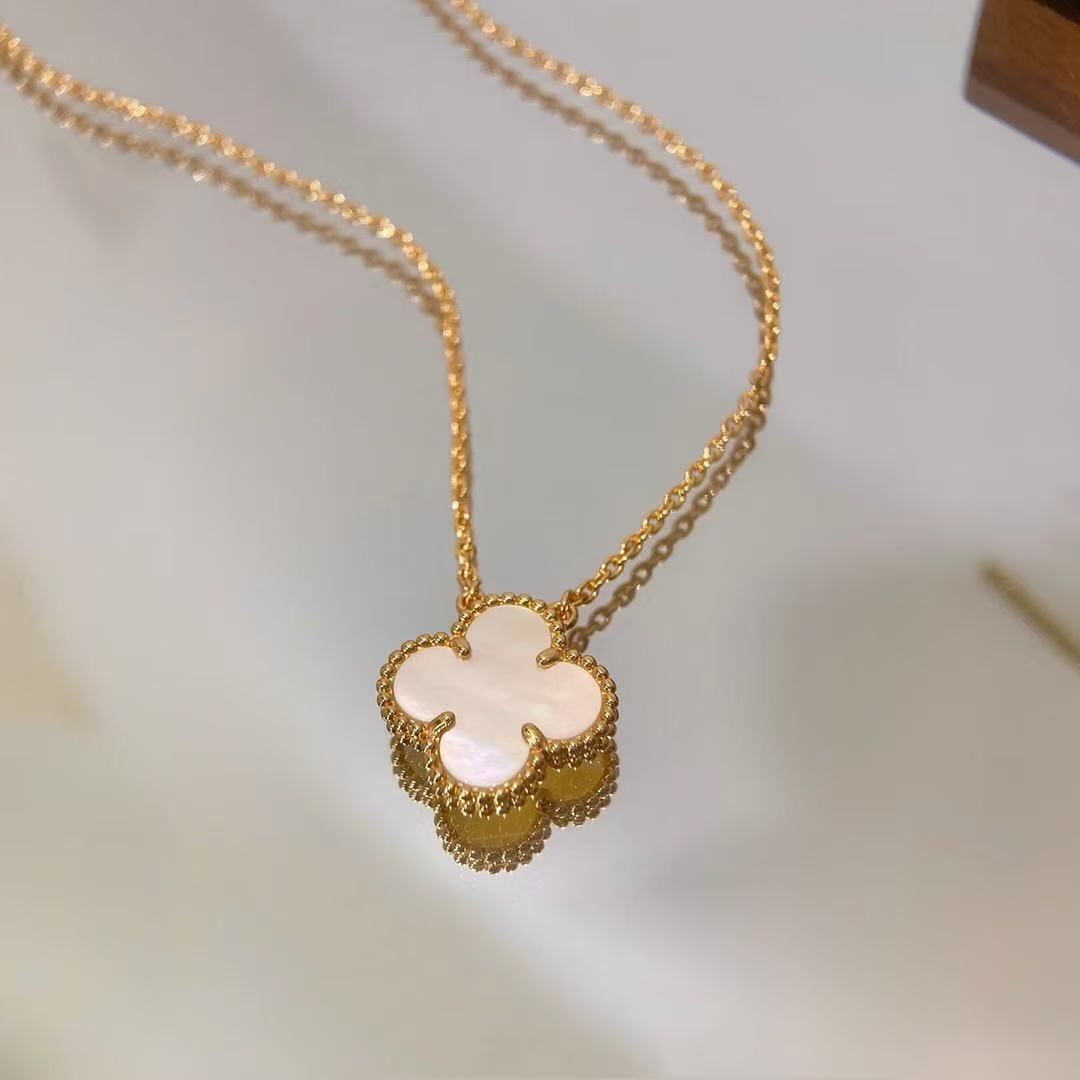 [lume Jewelry]CLOVER MINI 15MM WHITE MOTHER-OF-PEARL NECKLACE