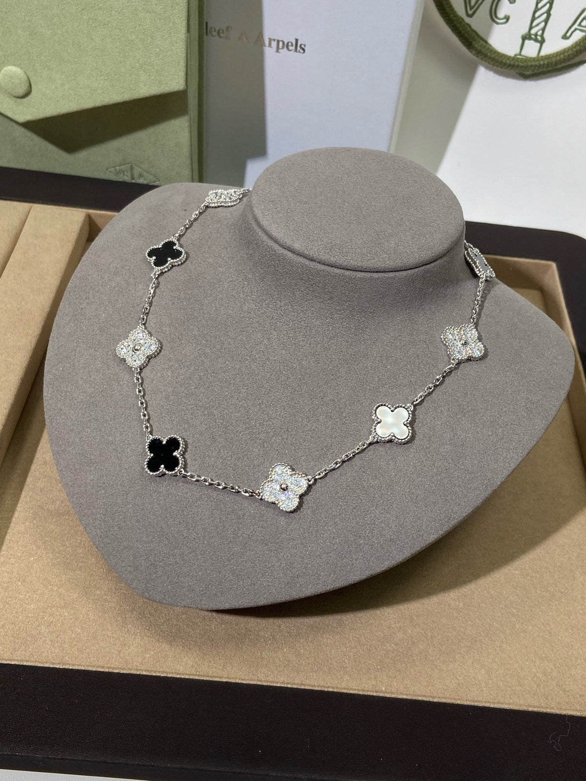 [lume Jewelry] Four-Leaf Clover Ten Elements Panda Diamond Silver Necklace