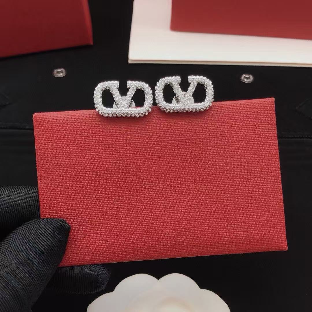 [lume Jewelry]Top-of-the-range crystal earrings