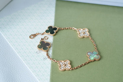 [lume Jewelry]New CLOVER 5 MOTIF GRAY MOP BRACELET COLLECTION