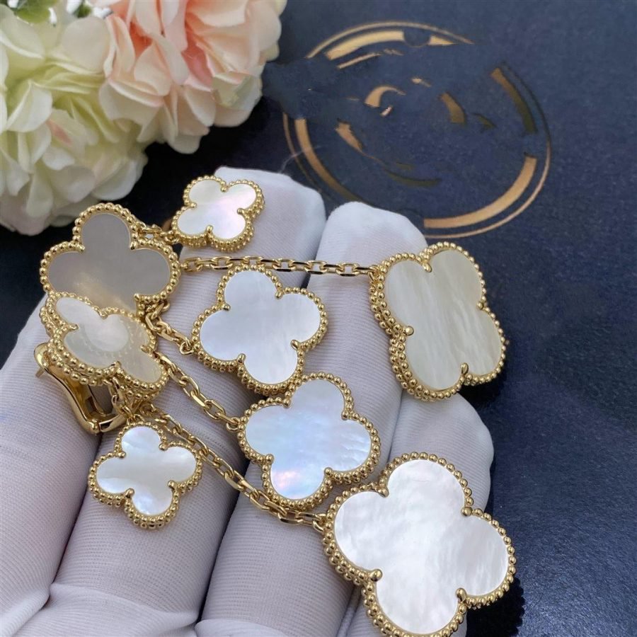 ¡®lume Jewelry¡¯CLOVER EARRINGS WHITE MOP 4 MOTIFS GOLD