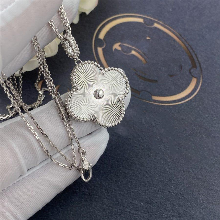¡®lume Jewelry¡¯CLOVER 25MM SILVER BIG CLOVER NECKLACE