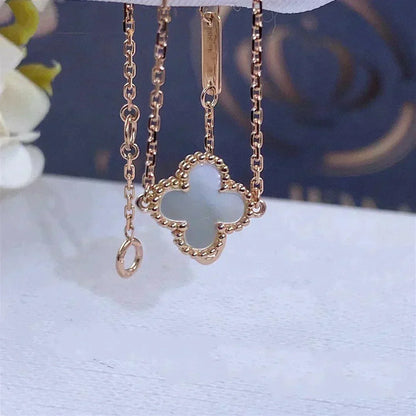 ¡®lume Jewelry¡¯CLOVER WHITE MOP SINGLE FLOWER BRACELET