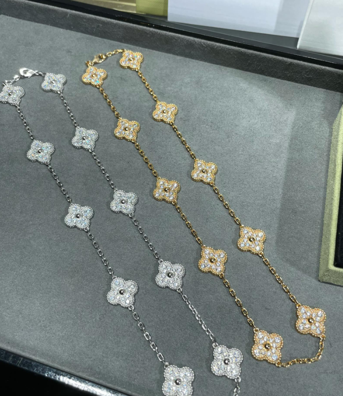 [¡®lume Jewelry¡¯]CLOVER 10 MOTIFS FULL DIAMOND NECKLACE
