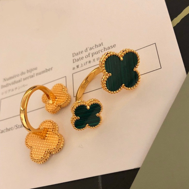 ¡®lume Jewelry¡¯CLOVER BETWEEN THE FINGER RING